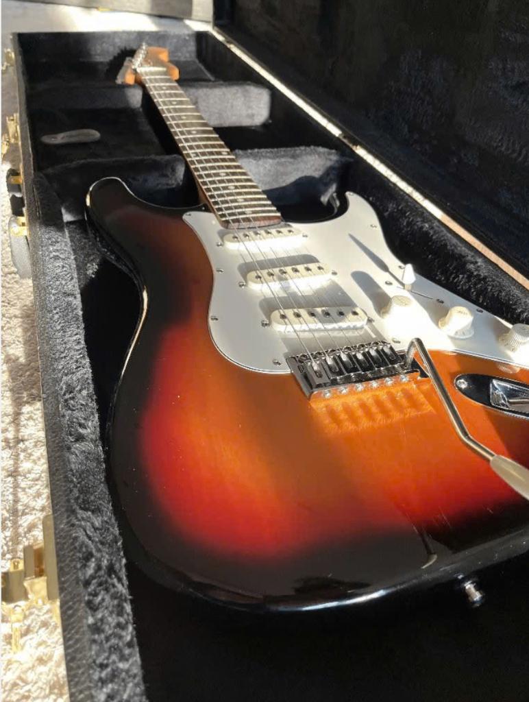 Squier by Fender Stratocaster – Made in Indonesia (2003), Ophalen of Verzenden, Solid body, Fender