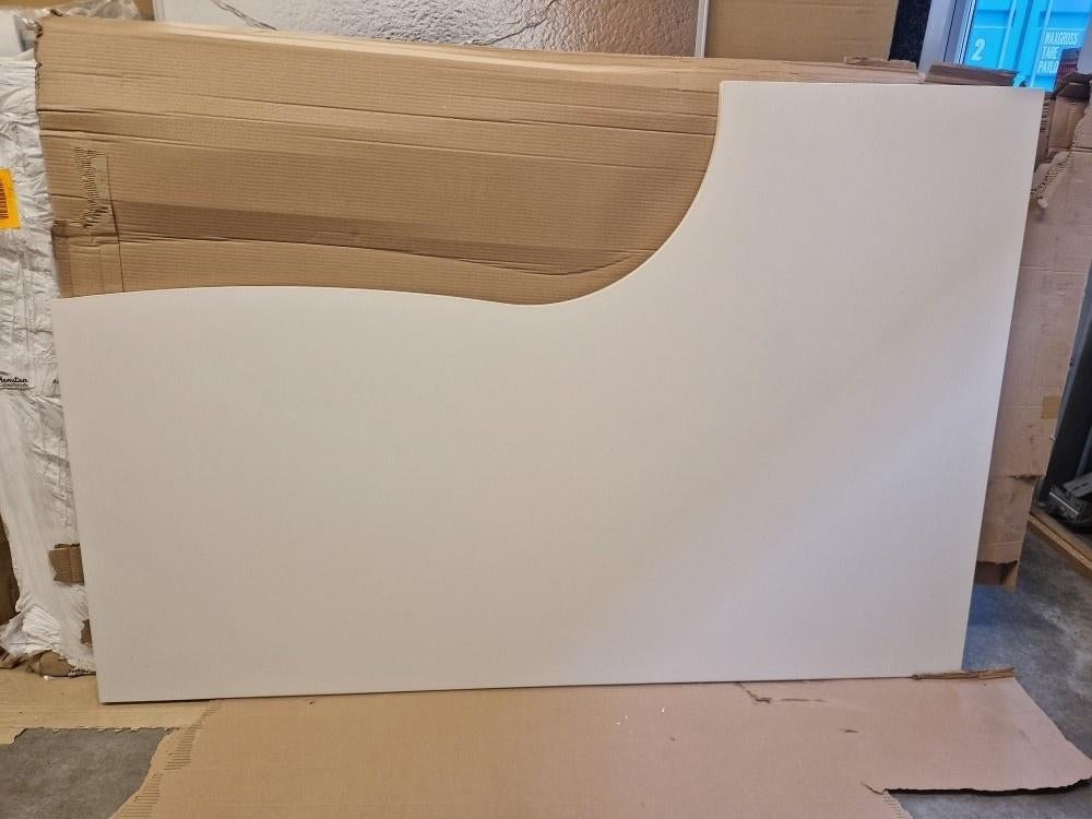 Bureau 180x120/80 cm Wit (nieuw), Ophalen, Spaanplaat of MDF, Nieuw, Computerbureau