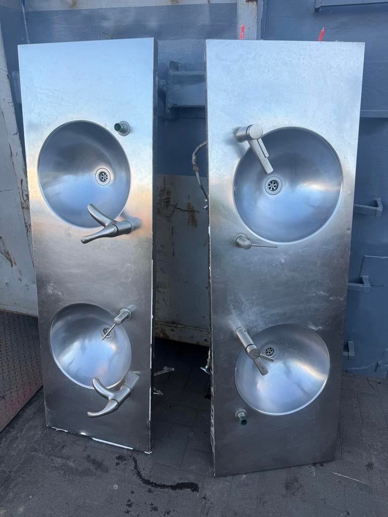 RVS dubbele wasbak met kranen, Ophalen, Gebruikt, Rvs, Wastafel