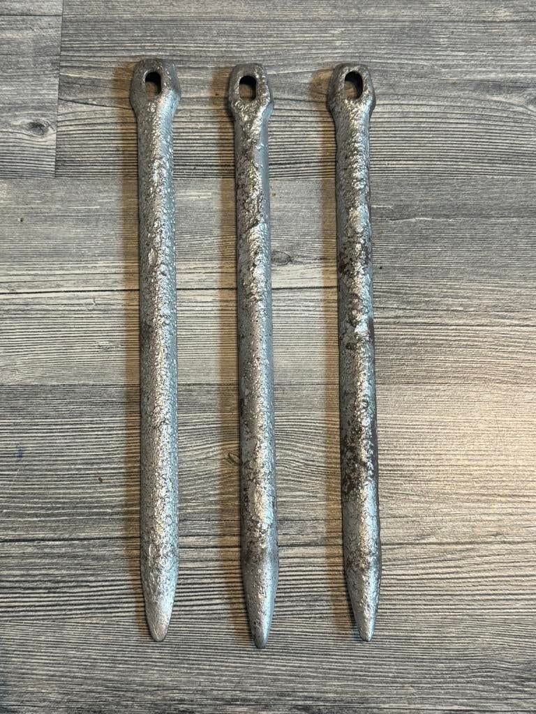 Duitse stalen tent haringen WW2, Ophalen of Verzenden, Landmacht, Duitsland, Hulzen of Bodemvondsten