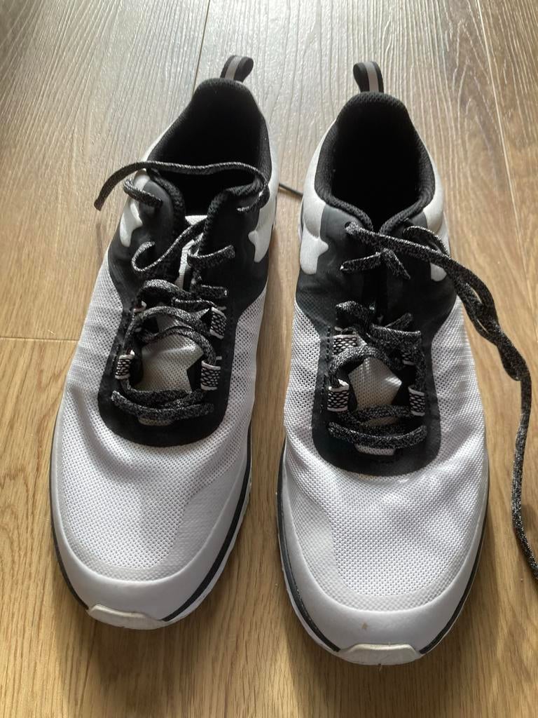 Tribord zeilschoenen 43 - Zo goed als nieuw, Watersport en Boten, Watersportkleding, Ophalen of Verzenden, Zo goed als nieuw, Dame of Heer