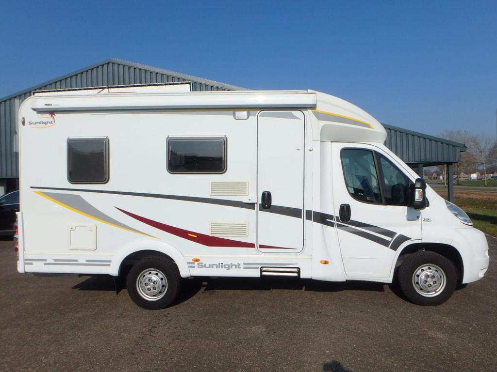 SUNLIGHT T58 DETHLEFFS, Automaat, Standaard zit, Sunlight, Ringverwarming