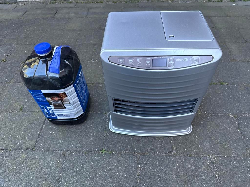 Zibro Petroleumkachel - Zilverkleurig incl brandstof 8L, Huis en Inrichting, Gebruikt, Overige brandstoffen, Petroleumkachel, Ophalen of Verzenden