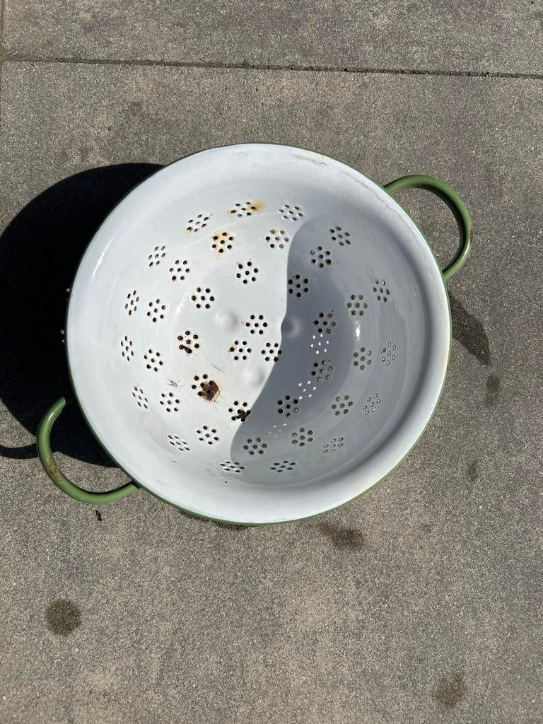 Emaille vergiet 26 cm, Antiek en Kunst, Antiek | Emaille, Ophalen of Verzenden