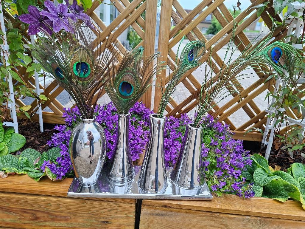 Zilverkleurige vaas standaard met 4 vaasje met pauwen veren, Overige kleuren, Ophalen of Verzenden, Minder dan 50 cm, Glas