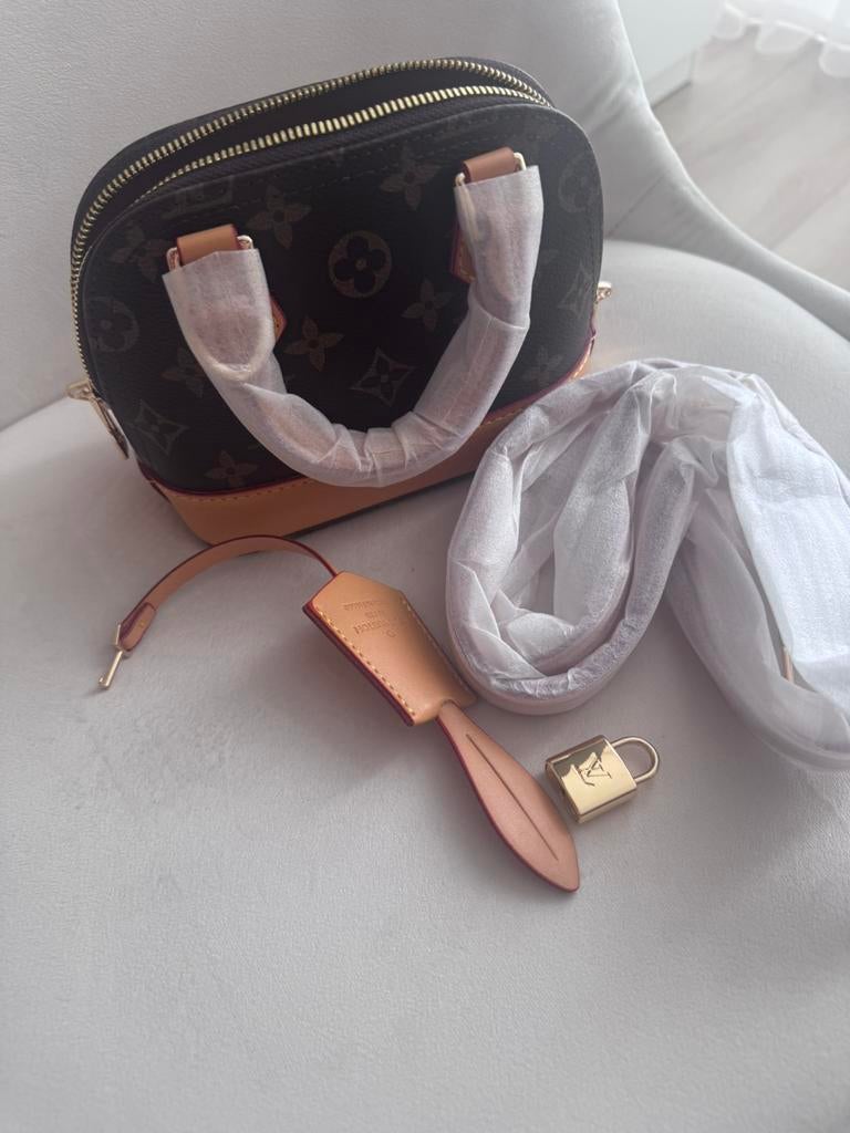 Louis Vuitton Alma Mini, Ophalen of Verzenden, Nieuw, Bruin, Handtas