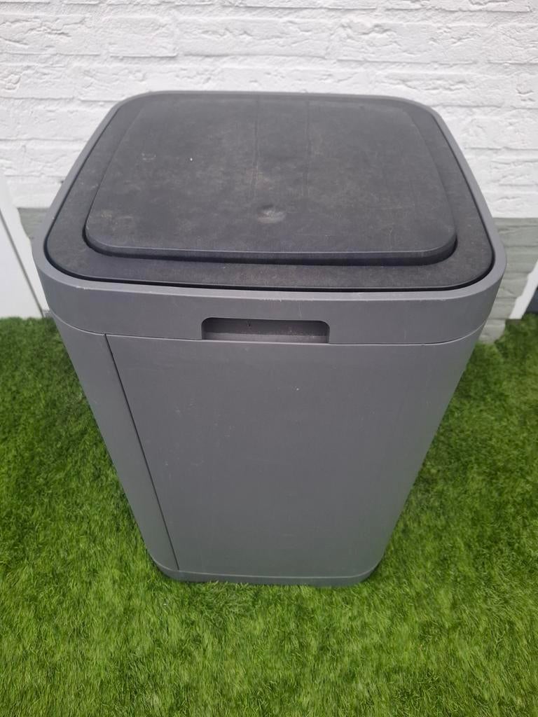 IKEA Gigantisk Touch Top Prullenbak Donkergrijs, 40 liter of meer, Ophalen of Verzenden, 50 tot 75 cm