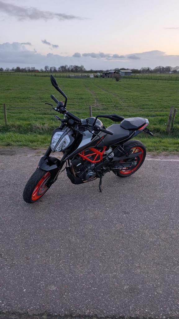 Ktm Duke 390 2021, Ophalen, Zo goed als nieuw