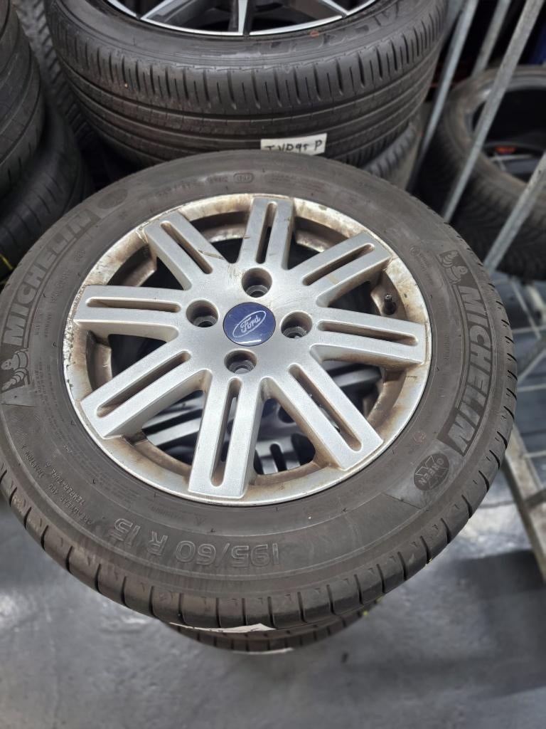Ford Focus velgen met banden 195 60 15, Ophalen, Gebruikt, 15 inch, Velg(en)