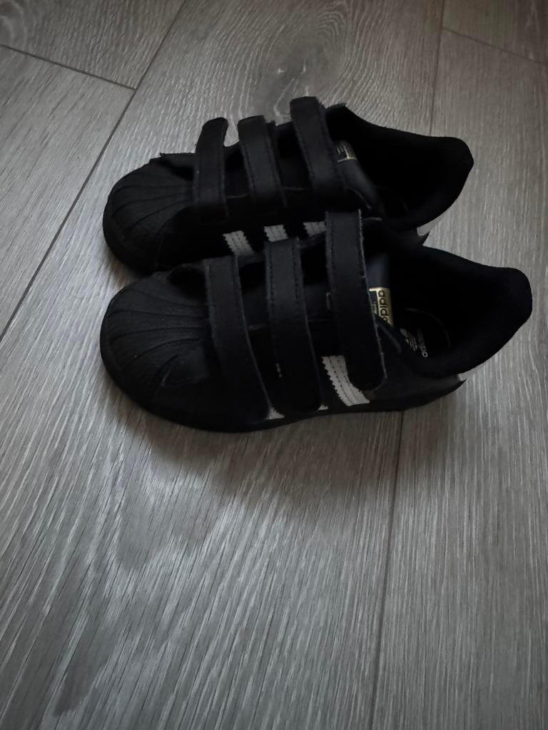 Adidas Superstar, Ophalen of Verzenden, Zo goed als nieuw, Schoenen