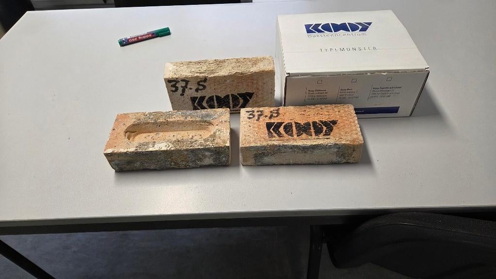 metselstenen nieuw, Ophalen, Nieuw, Bakstenen