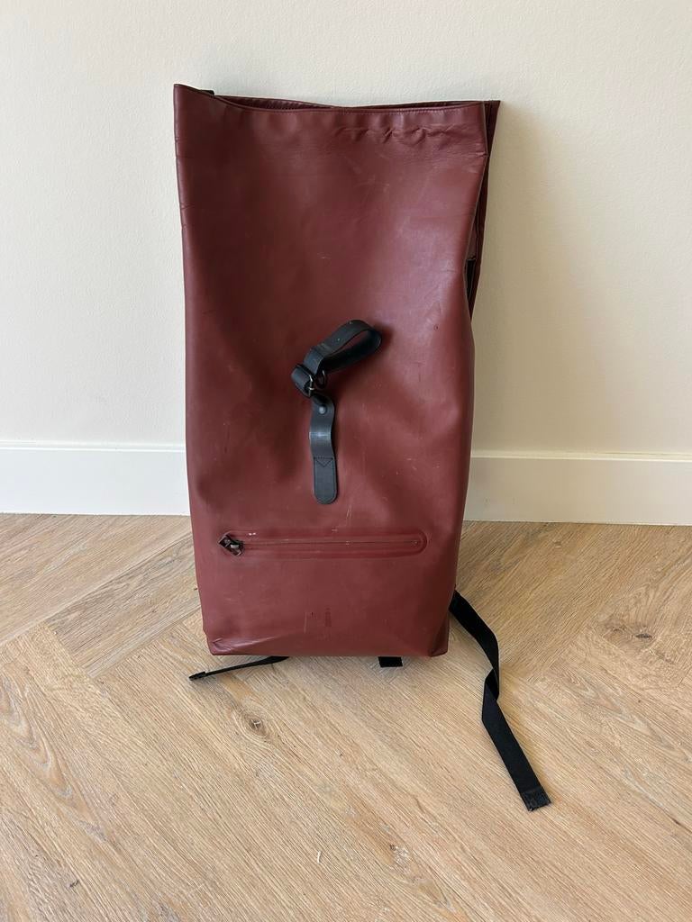 Rains Rolltop Rugzak 19L Bordeauxrood - Laptopvak defect, Sieraden, Tassen en Uiterlijk, Tassen | Rugtassen, Ophalen, Gebruikt