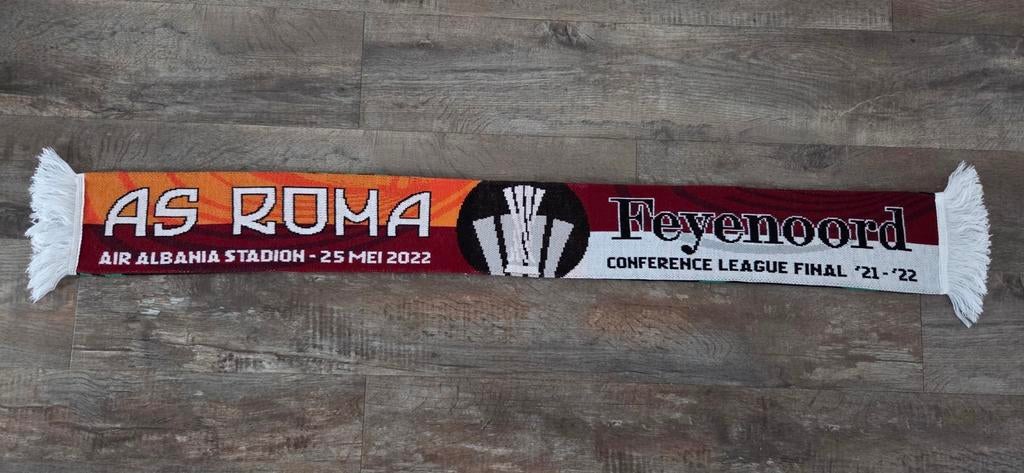 Sjaal AS Roma - Feyenoord, Ophalen of Verzenden, Zo goed als nieuw, Feyenoord, Vaantje of Sjaal