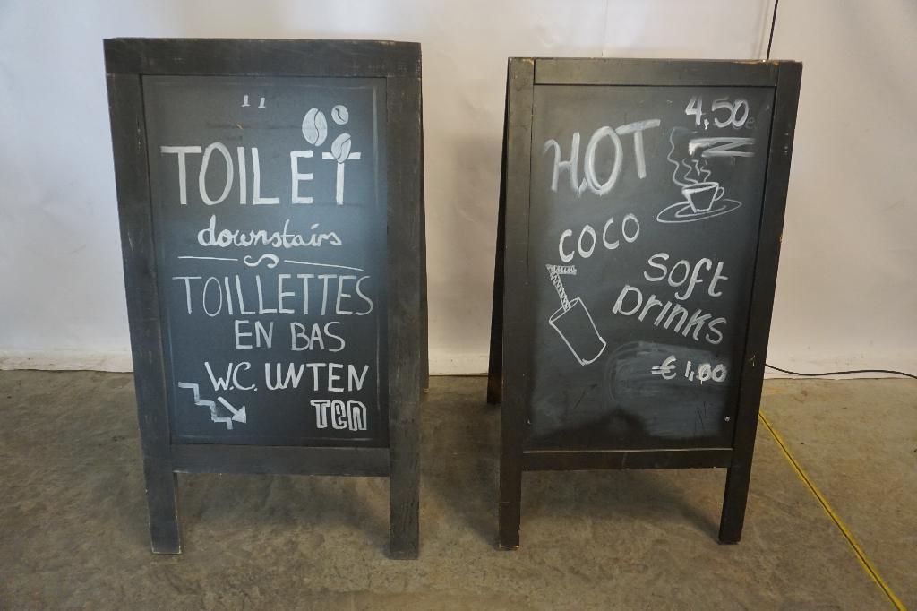 Stoepbord reclamebord | 2 stuks stoepborden reclameborden, Verzamelen, Merken en Reclamevoorwerpen, Ophalen, Gebruikt, Reclamebord