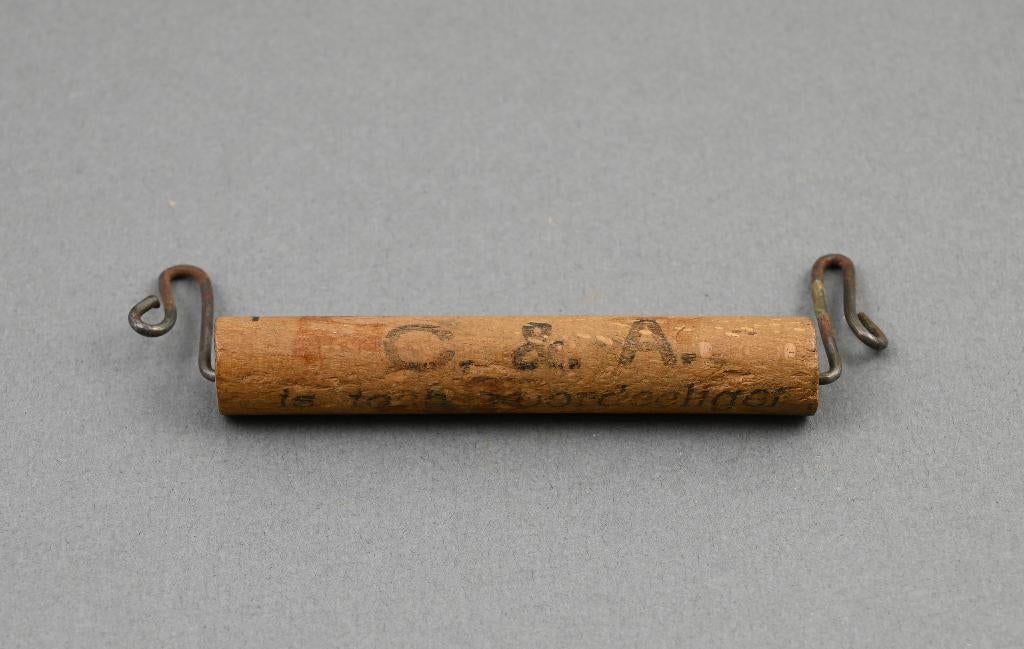 antiek pakjesdrager van C&A, begin 20e eeuw, Verzenden