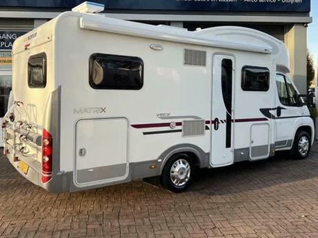 ADRIA Mobil Matrix M 650 SF    2012, Kluisje, Standaard zit, Ringverwarming, Particulier