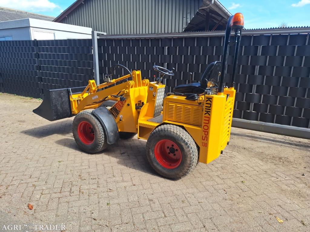 Knikmops 130 shovel avant giant schaffer weidemann multi one, Zakelijke goederen, Machines en Bouw | Kranen en Graafmachines, Ophalen