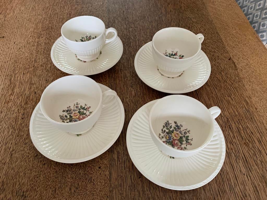 4x Wedgwood Conway kop en schotel ø 8 cm, Antiek en Kunst, Antiek | Servies compleet, Ophalen of Verzenden