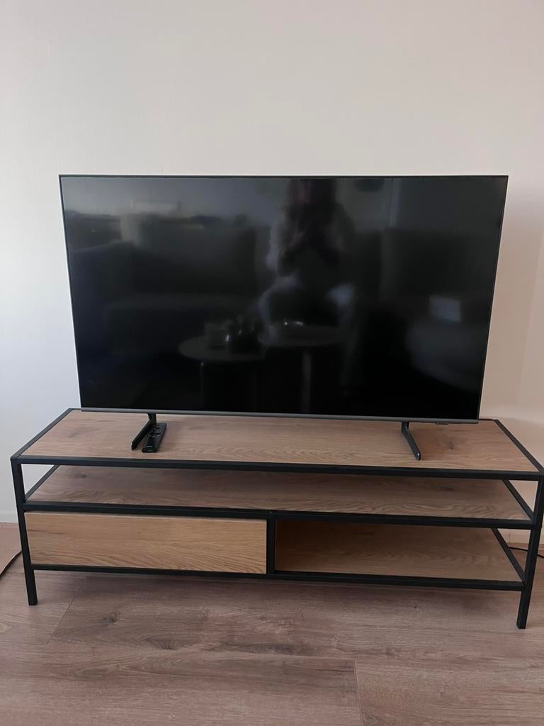 TV meubel Trappedal van Jysk, Huis en Inrichting, Ophalen, 100 tot 150 cm, Zo goed als nieuw, Minder dan 100 cm