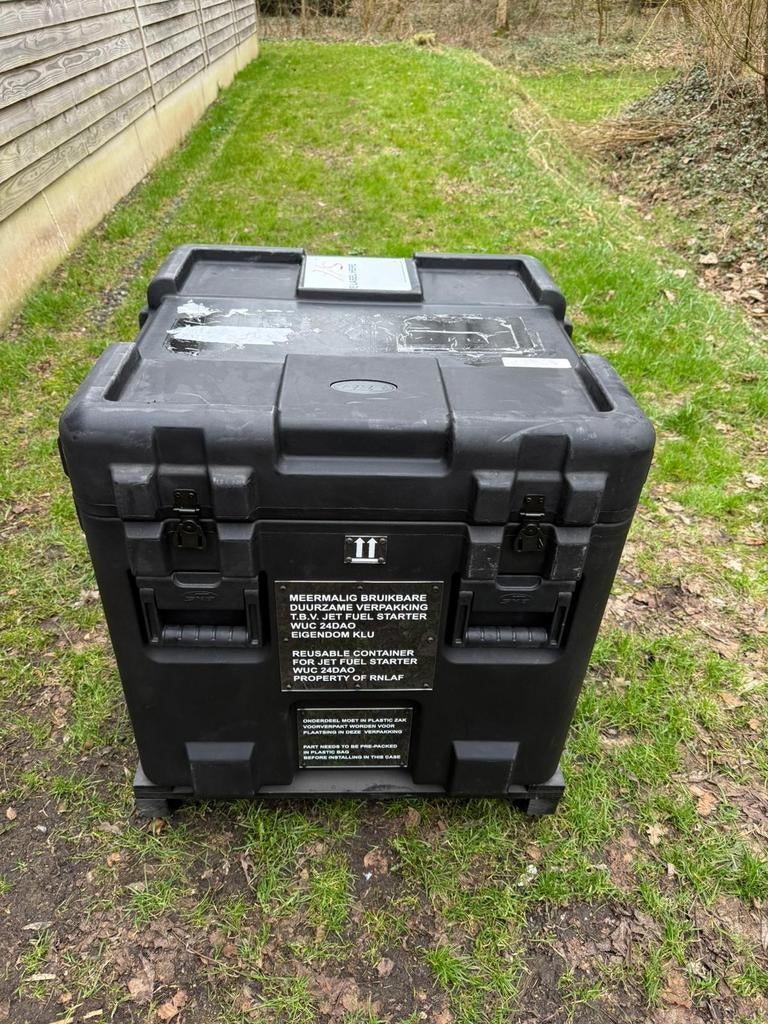 Zo goed als nieuwe lucht- en waterdichte SKB legerkist, Ophalen of Verzenden, Luchtmacht, Nederland