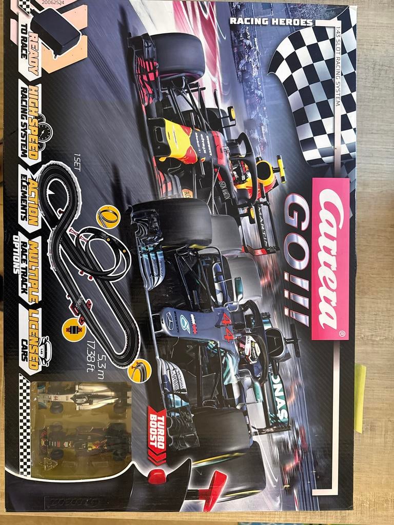 Carrera GO!!! Racing Heroes racebaan, Ophalen of Verzenden, Gebruikt, 1:32 tot 1:50, Auto