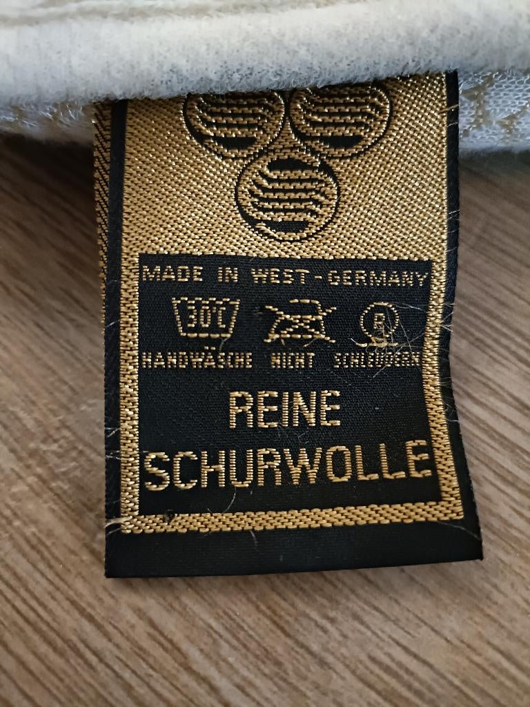 Schapenvacht zuiver scheerwol (onder) deken 2.00x1.95 mtr, Ophalen of Verzenden, Gebruikt, Tweepersoons, Deken of Dekbed