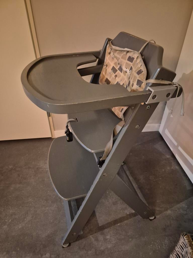 Verstelbare kinderstoel van Safety 1st, Kinderen en Baby's, Ophalen, Gebruikt, Meegroeistoel, Afneembaar eetblad