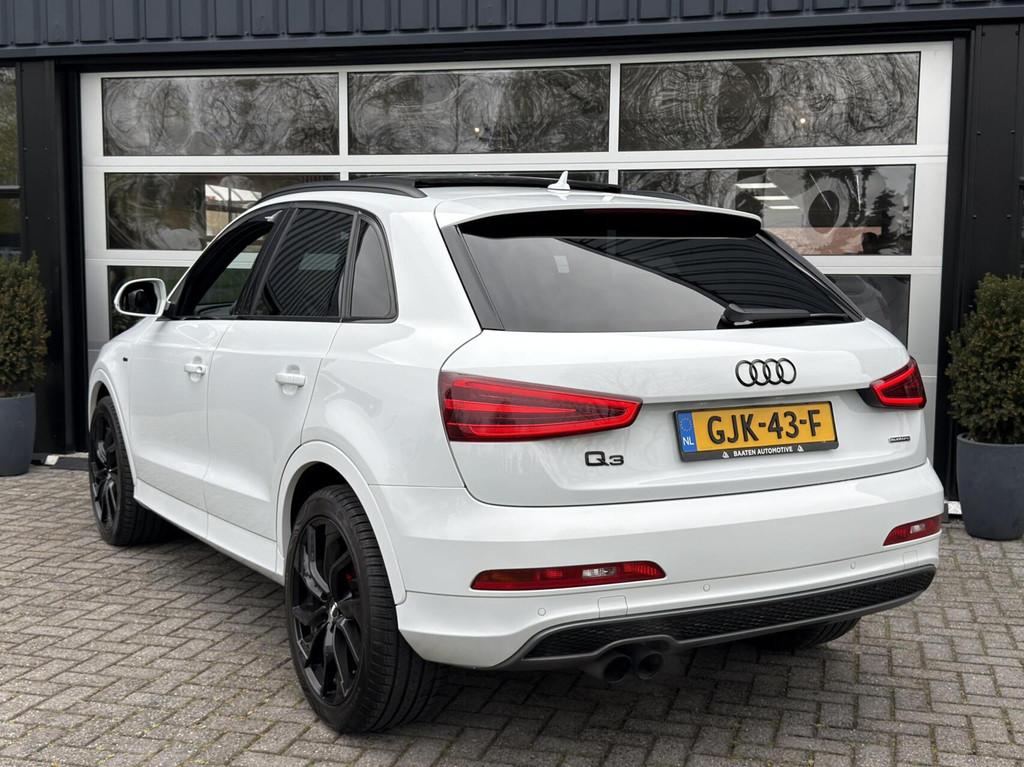Audi Q3 2.0 TFSI 3x S-Line |Pano|Apple carplay|Parelmoer|Key, Auto's, Euro 5, 4 cilinders, Leder en Stof, Vierwielaandrijving
