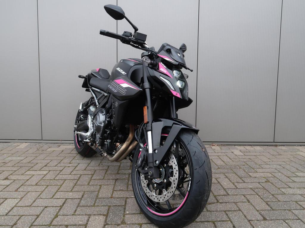 Suzuki GSX-8S + Street Xtreme Pakket - foto 3