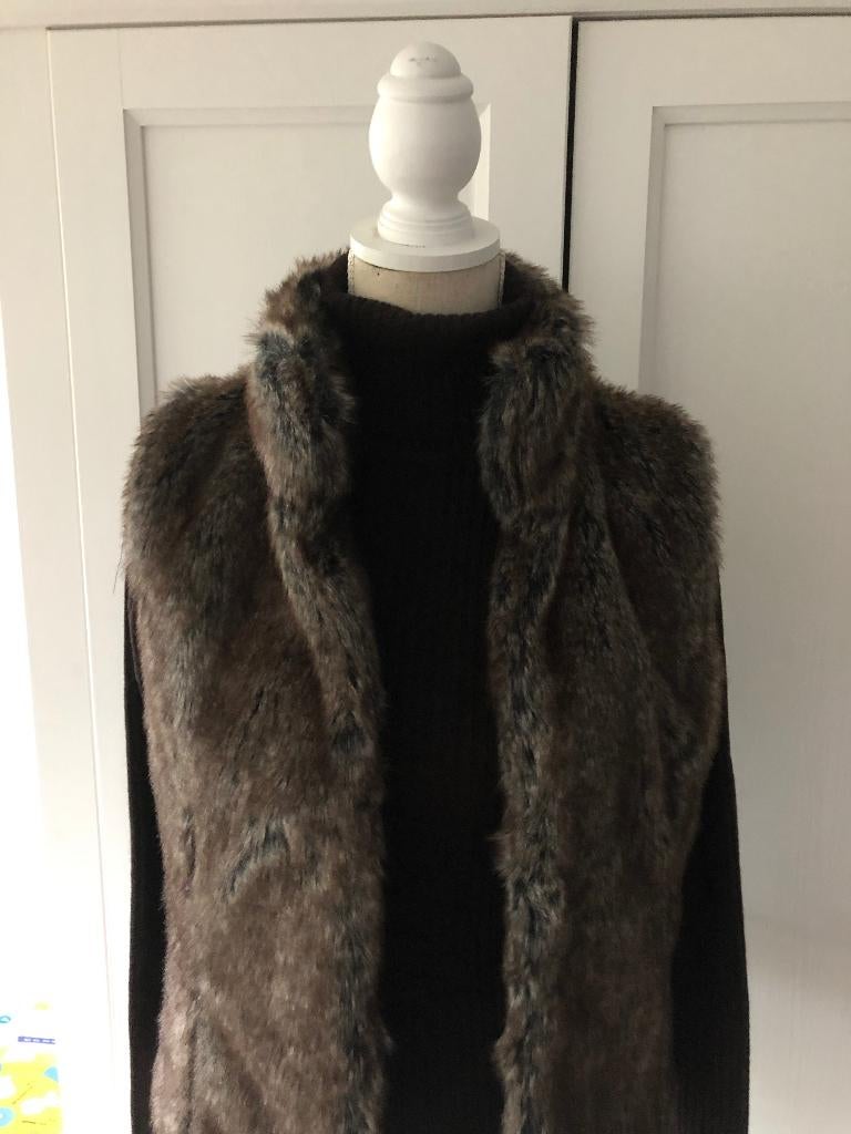 Mooie luxe dames bodywarmer Nieuw!, Kleding | Dames, Bodywarmers, Ophalen of Verzenden, Nieuw, Maat 42/44 (L)