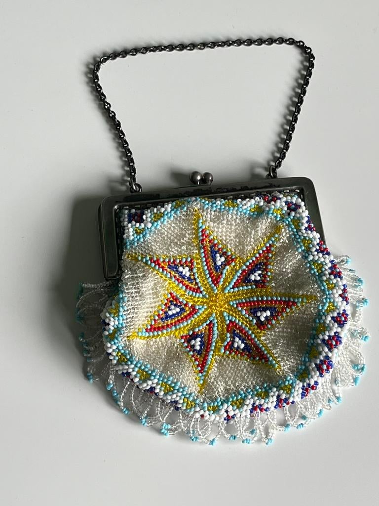 Antieke kralentas met zilveren beugel, Antiek en Kunst, Ophalen of Verzenden