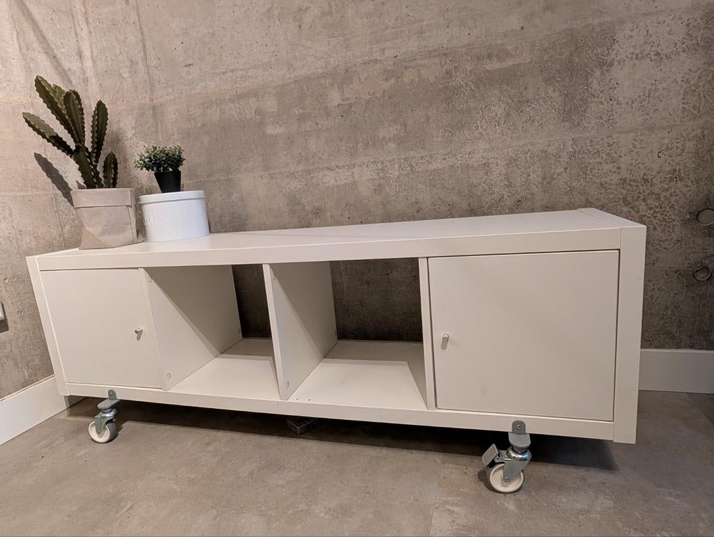 Ikea Kallax Kast op Wielen - Handig en Stijlvol, Huis en Inrichting, Ophalen, Kunststof, 100 tot 150 cm, Modern