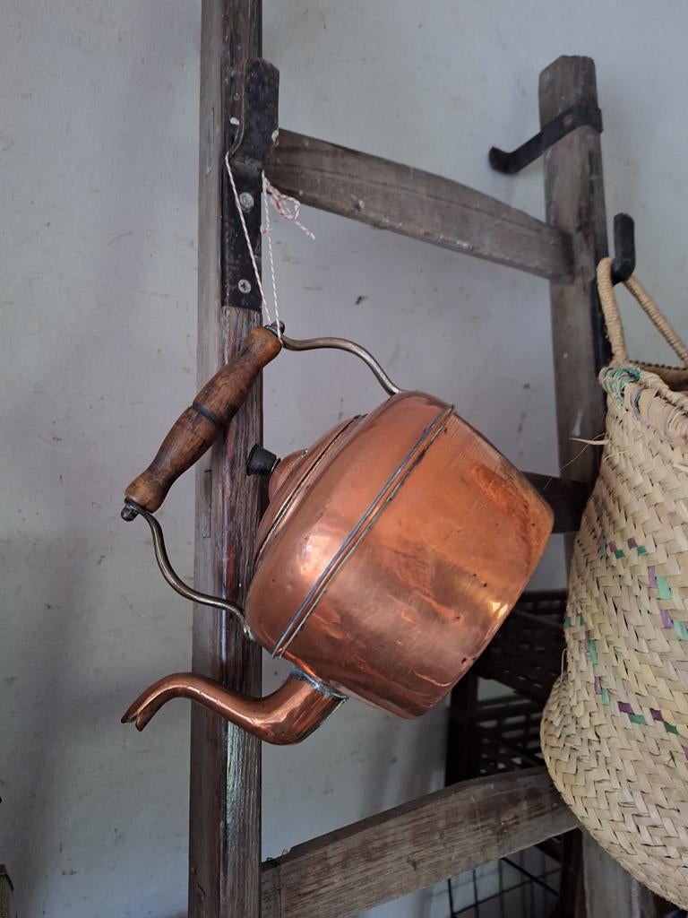 Antieke rood koperen ketel, houten handgreep, bakeliet knop, Antiek en Kunst, Ophalen of Verzenden