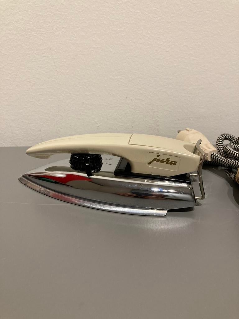 Vintage reis-strijkijzer van JURA, Verzenden, Gebruikt, Strijkijzer met snoer