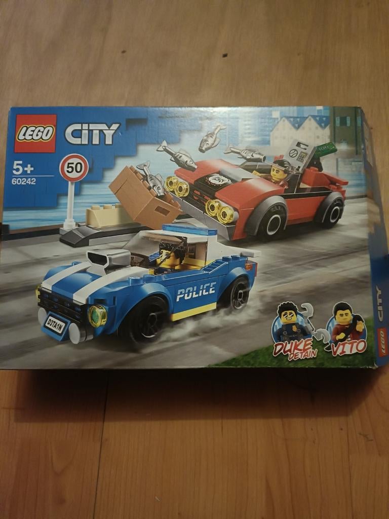 Lego City 60242 Politie Snelweg Arrestatie, Ophalen of Verzenden, Nieuw, Complete set, Lego