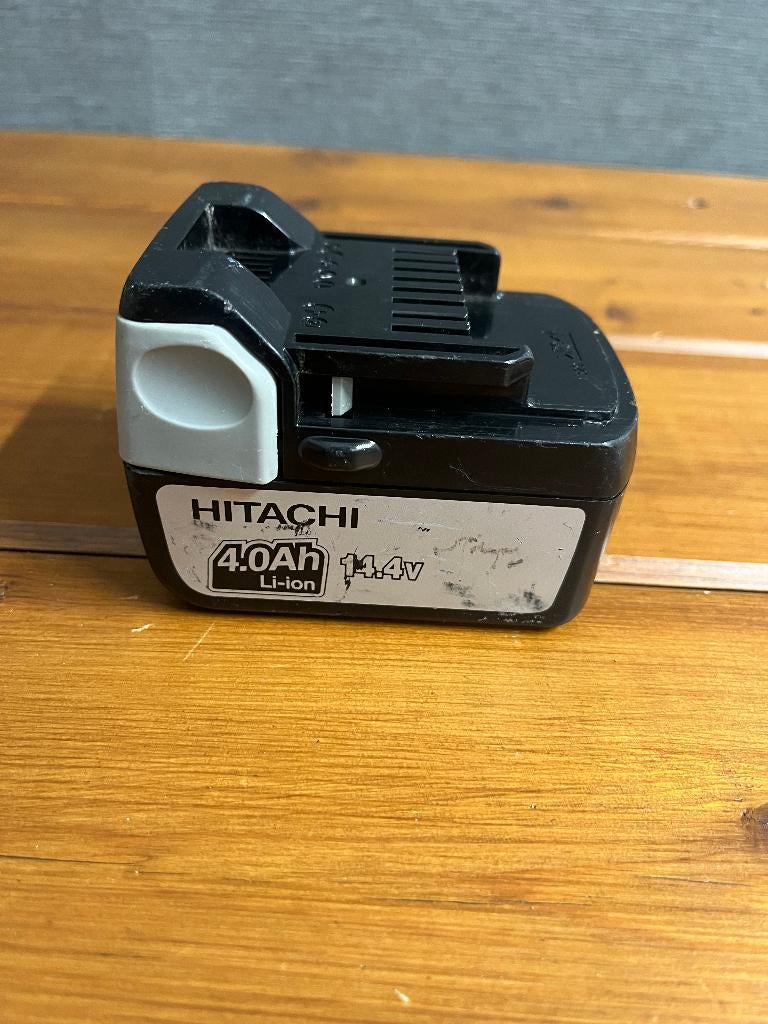 Hitachi Li-ion accu . 14.4 volt . 4ah ., Ophalen of Verzenden, Gebruikt