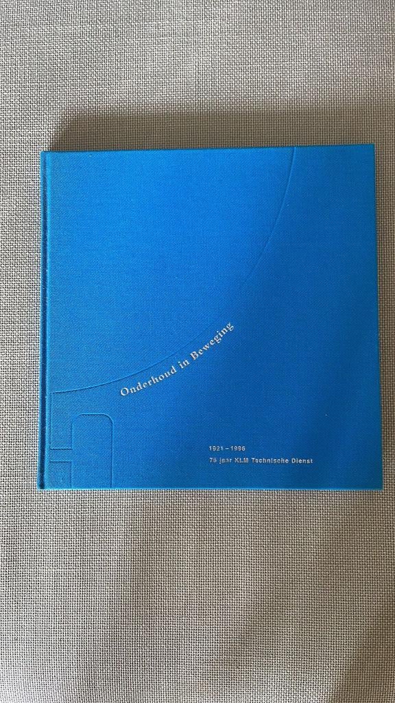 Boek 75 jaar KLM, Boeken, Ophalen of Verzenden, 20e eeuw of later, Zo goed als nieuw