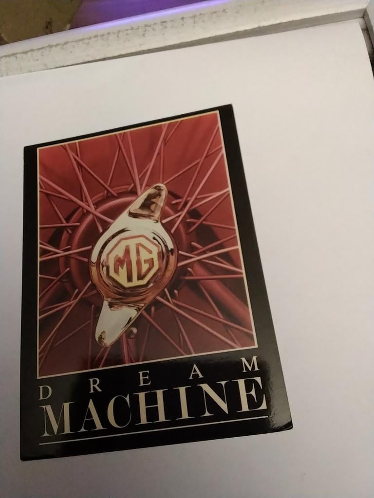 CHRIS MOORE / GREAT MARQUES M.G., Ophalen of Verzenden, 1980 tot heden, Overige thema's