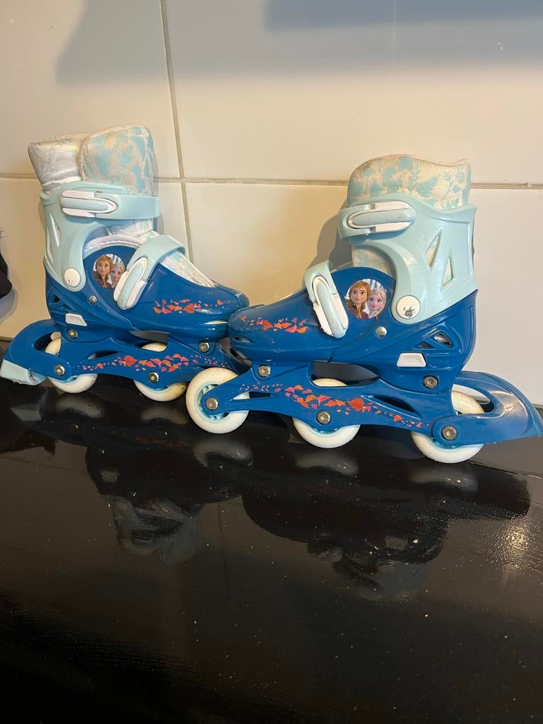 Frozen skeelers verstelbaar maat 27 t/m 30, Sport en Fitness, Skeelers, Ophalen, Verstelbaar, Gebruikt, Kinderen
