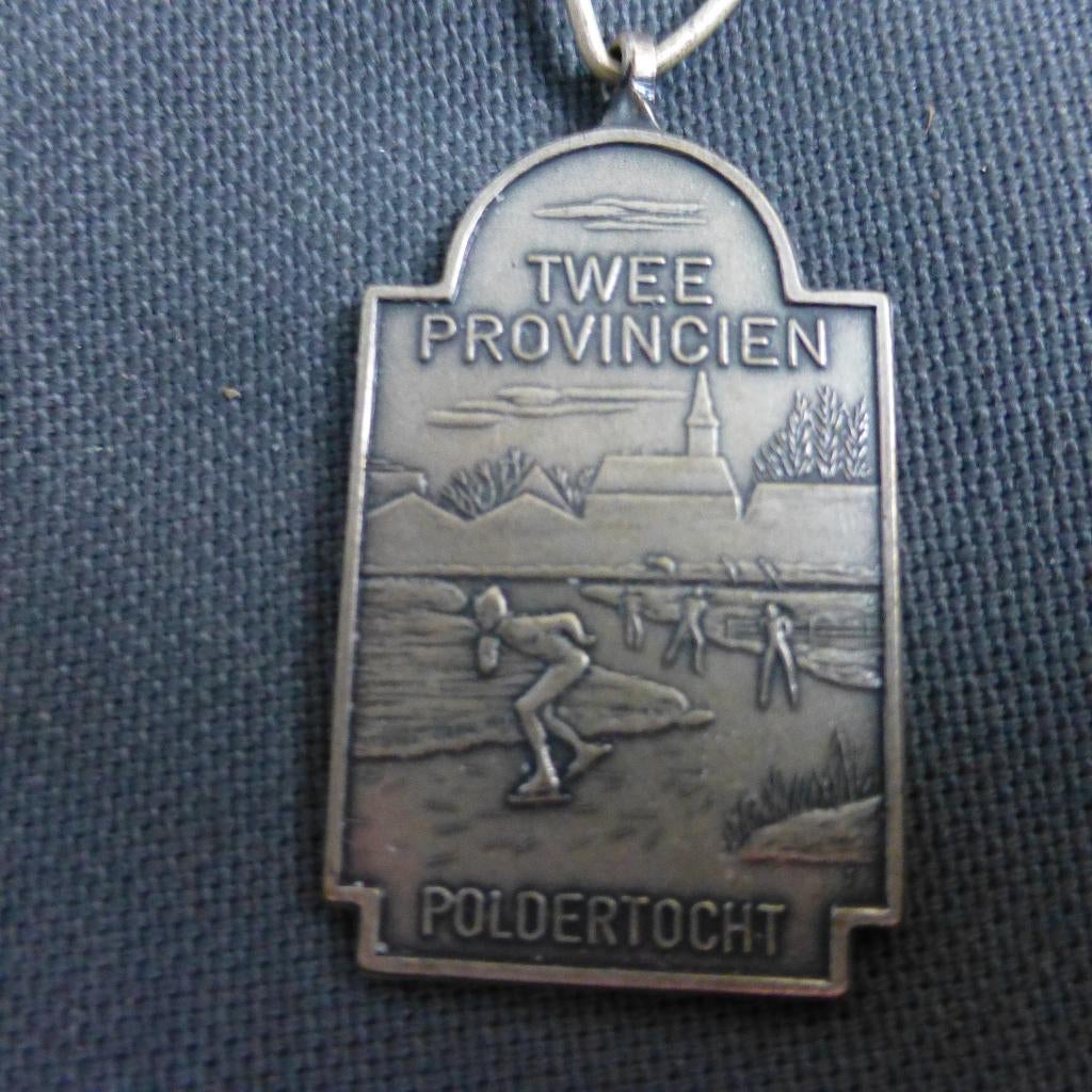 Schaats medaille Twee provincien Poldertocht, Ophalen of Verzenden, Overige materialen, Nederland