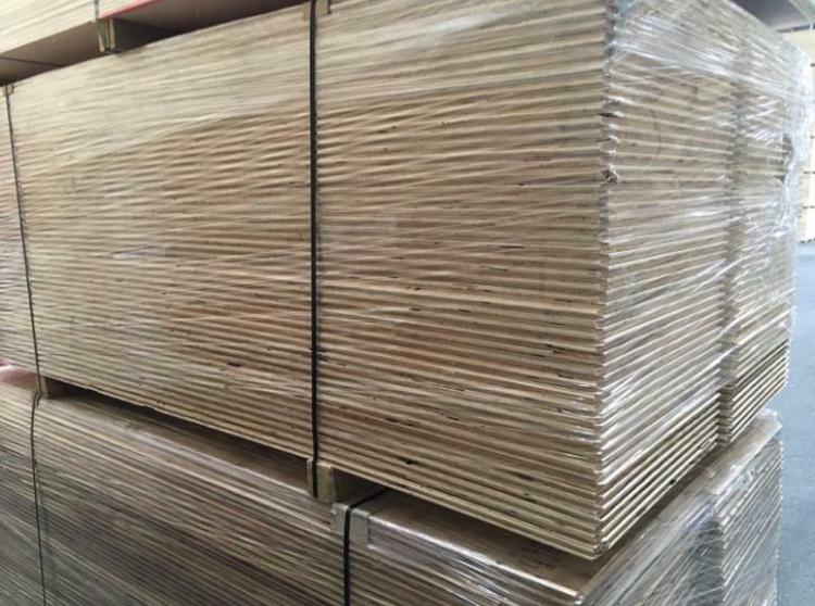 Underlayment 18mm tong en groef rondom 244cm x 61cm, Doe-het-zelf en Verbouw, Platen en Panelen, Ophalen of Verzenden