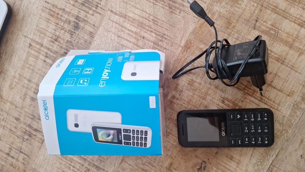 Alcatel 1066 - Klassieke Mobiele Telefoon, Ophalen, Klassiek of Candybar, Zonder simlock, Zonder abonnement