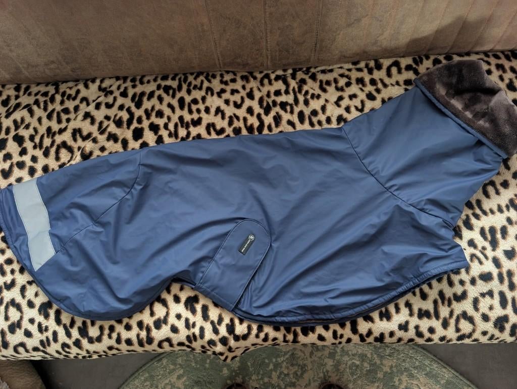 Windhonden jas van Sofa dogwear, Dieren en Toebehoren, Ophalen of Verzenden, Zo goed als nieuw, Hondenjas