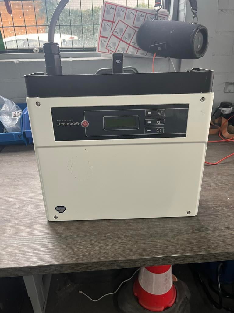 Goodwe GW3000-NS Omvormer, Ophalen, Gebruikt, Brandblusser