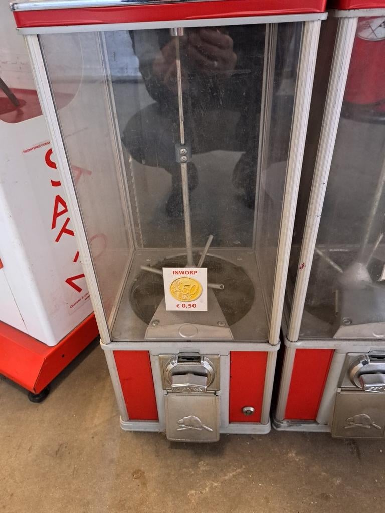 Beaver capsule automaat, Ophalen