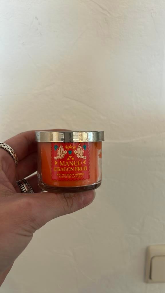 Bath & body works luxe mini kaars, niet meer te koop, Huis en Inrichting, Woonaccessoires | Kandelaars en Kaarsen, Verzenden, Nieuw