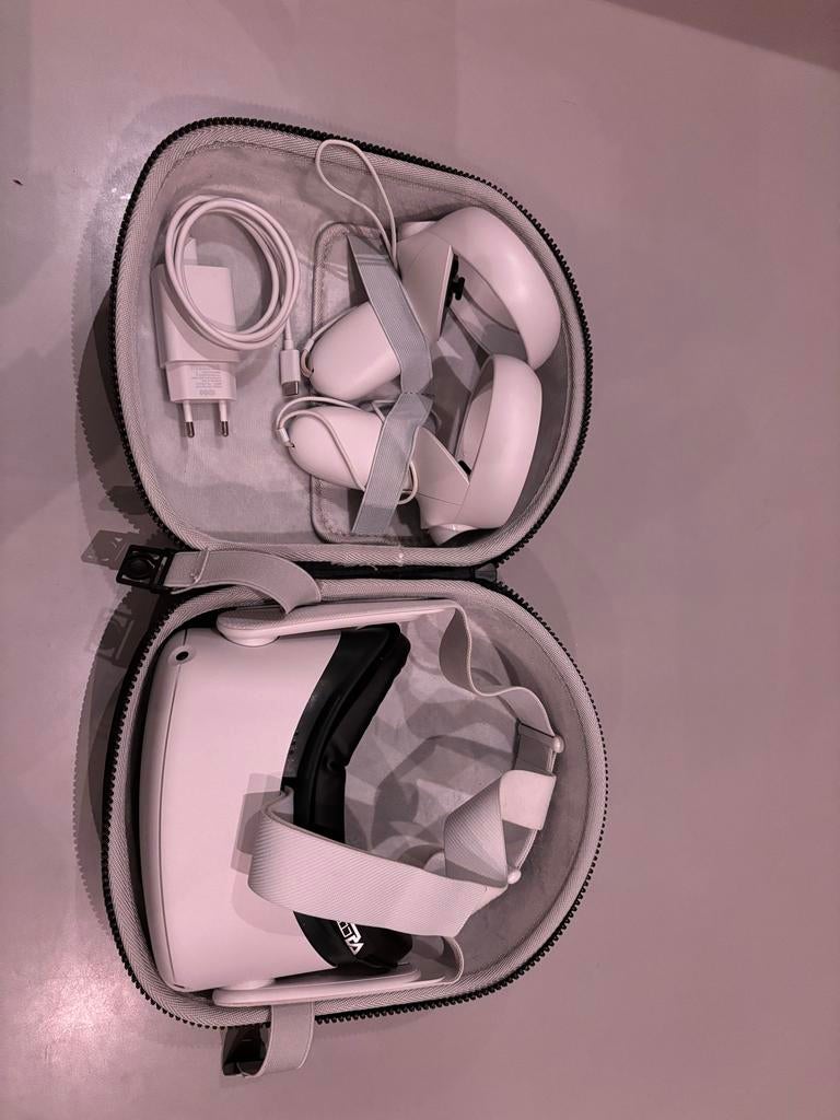 Oculus Quest 2 - Zo goed als nieuw, Spelcomputers en Games, Virtual Reality, Ophalen, Zo goed als nieuw, VR-bril, Pc