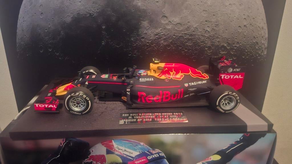 Verstappen Spanje 2016 eerste overwinning, Ophalen of Verzenden, Zo goed als nieuw, MiniChamps