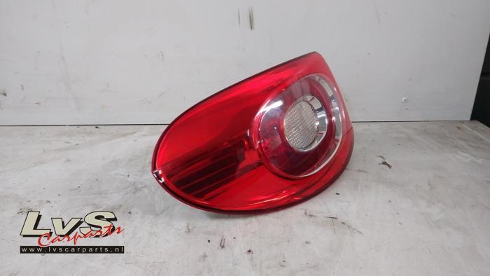 Achterlicht links van een Volkswagen Tiguan, Gebruikt, -, Volkswagen, -