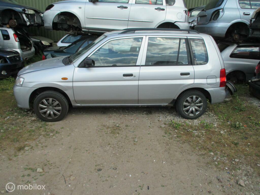 Onderdelen Mazda Demio 1.3 Exclusive 2002, Gebruikt